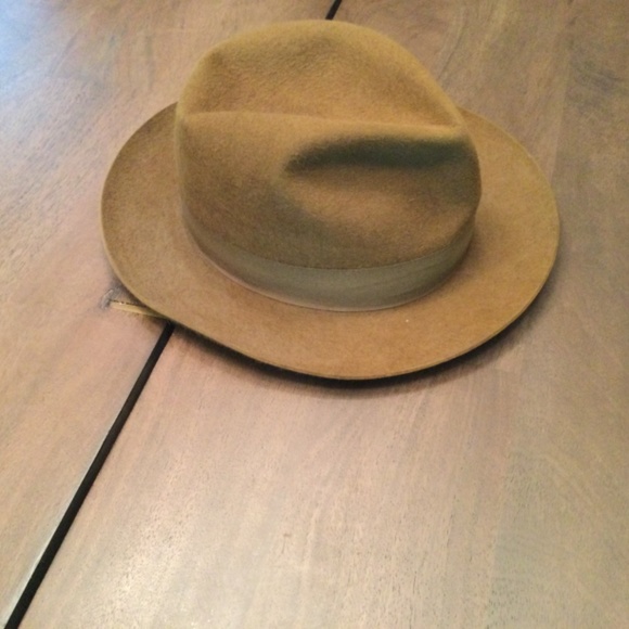 Hat - Picture 2 of 3